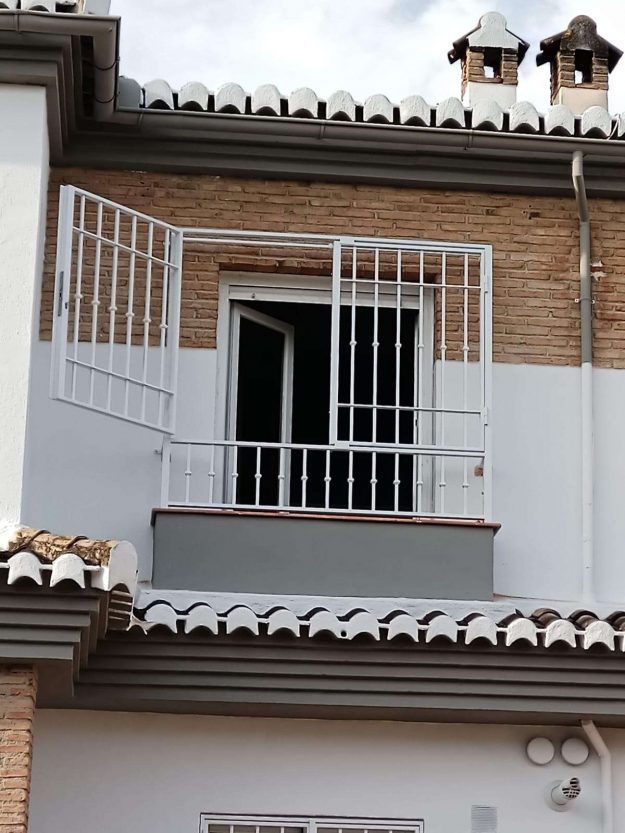 Seguridad Rejas Abatibles Contra Incendios